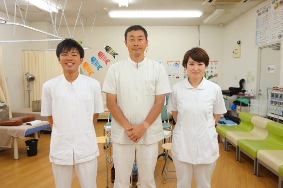 えきまえ接骨院 スタッフ