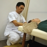 おいかわ整骨院 出屋敷駅前院施術
