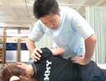 さきやま接骨院施術２