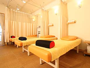 ふじがおか整骨院施術室