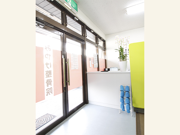 みやけ整骨院・整体院入口