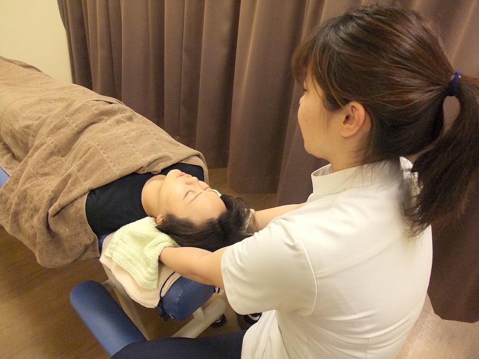 アース鍼灸整骨院施術