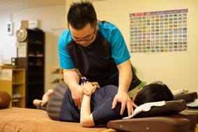フルケア鍼灸接骨院 施術4