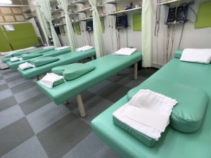 整骨院はなまる鍼灸 院内2