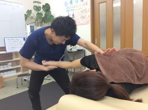 鍼灸整骨院誠春 施術2