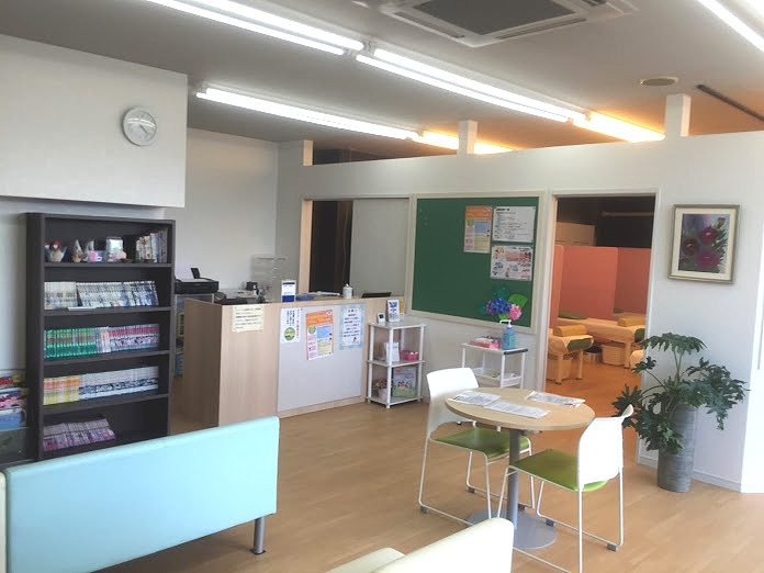 風の丘接骨院 五泉院：待合室
