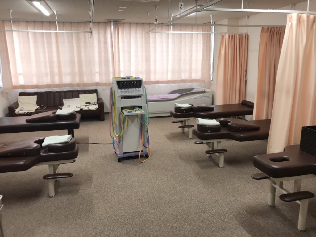 おもなが鍼灸整骨院院内